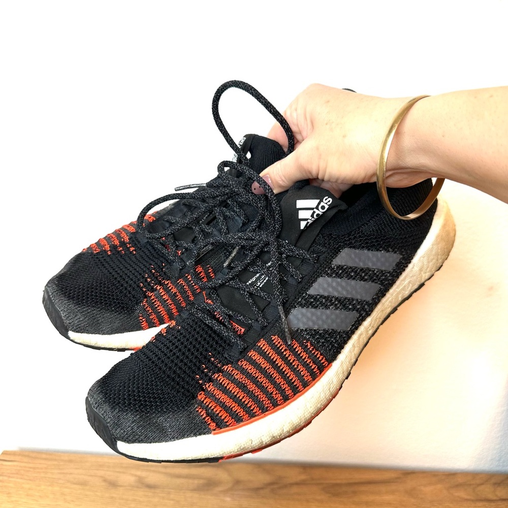 Adidas PulseBoost HD Shoes Mens 12 Black Solar Red Running Athletic Gym Sneakers